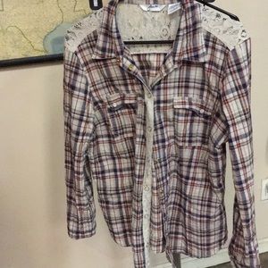 Snap button plaid shirt